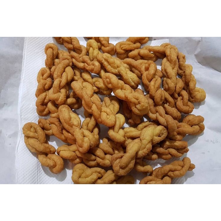 

KUE UNTIR-UNTIR 200 gr