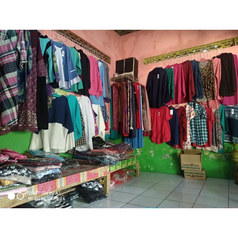Paket usaha  cuci gudang pakaian wanita murah
