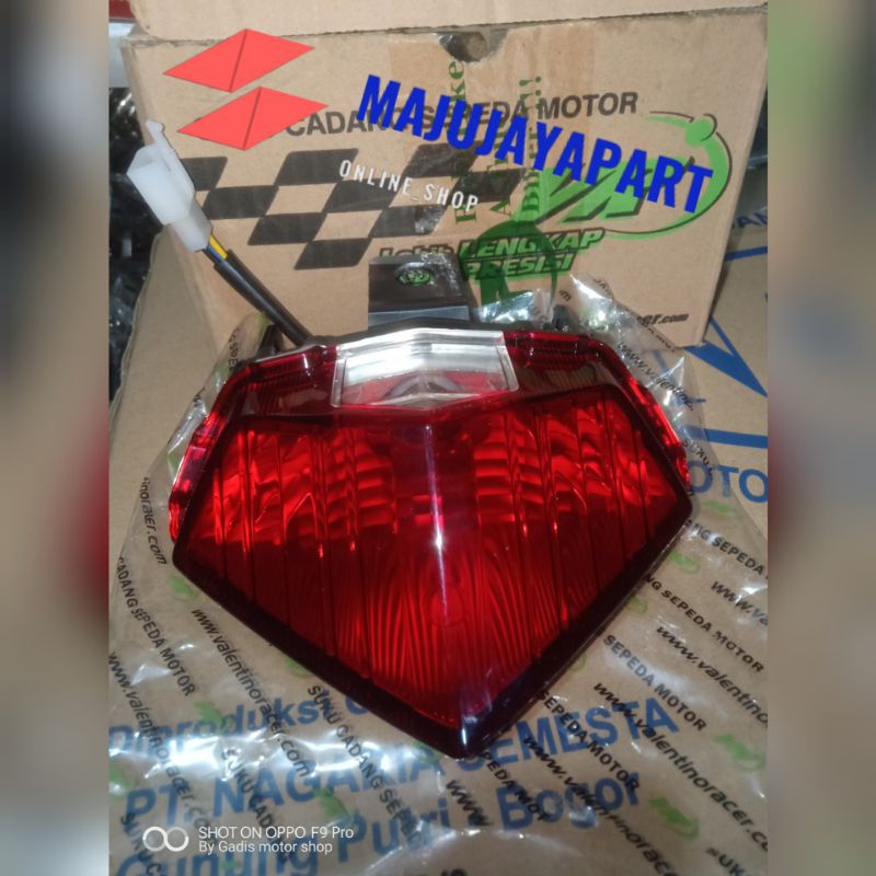 0Lampu belakang komplit vixion new lighting thn 2013-2016 stop lamp assy new