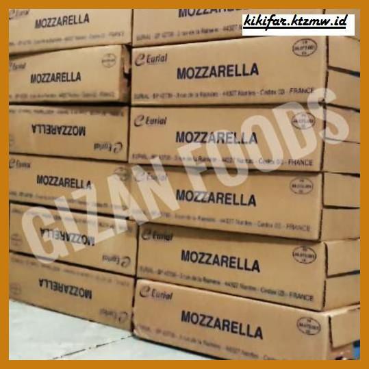 

Ujekujek- Keju Mozarella Perancis Halal Impor 1 Kg -Original.