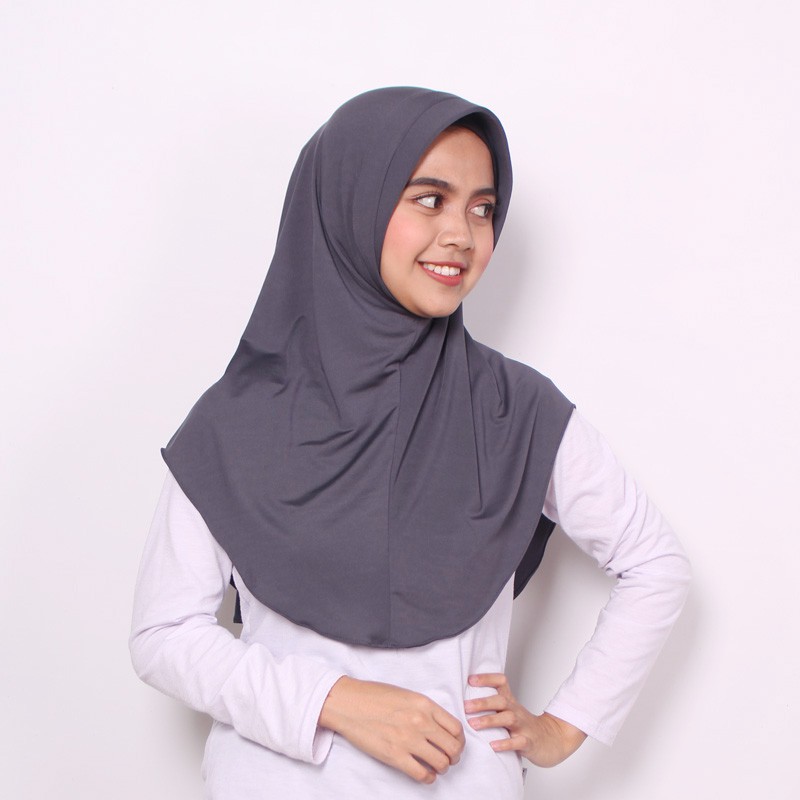 JILBAB SPORT/HIJAB SPORT/BERGO SPORT MENUTUP DADA/JILBAB INSTAN DENGAN LUBANG TELINGA HANNA