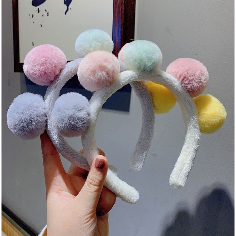 BD0052 BANDO WANITA FASHION MOTIF BOLA BULU POMPOM