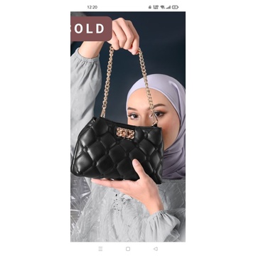 Eloise black by local.id heylocal
