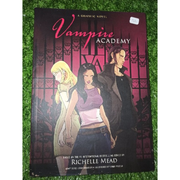 Buku Import - Novel graphic / komik dewasa 17+ VAMPIRE ACADEMY (preloved)