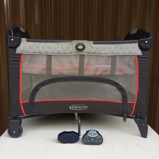 graco newborn napper dlx