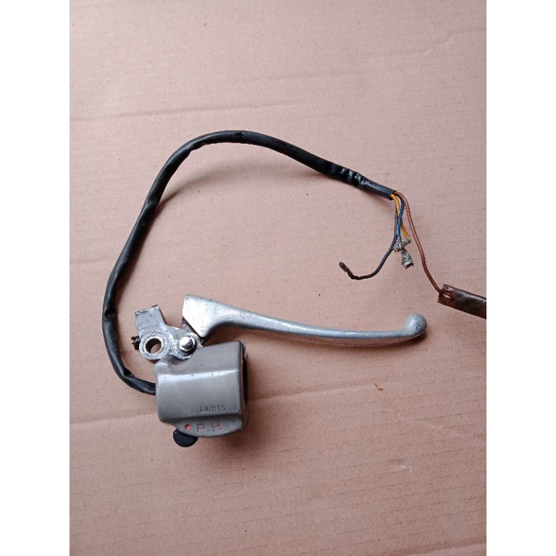 Holder CB100 CB125 gl100 gl125 s90z kanan dan handle hendel ori