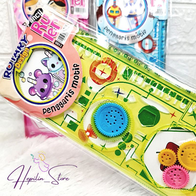 

Penggaris Rotary BOBA atau Karakter atau atau Robot 1 Set / Penggaris Fancy Motif / Penggaris Abjad