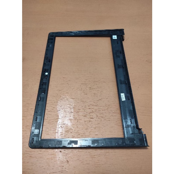 Frame Lcd Led Laptop Lenovo Ideapad 300 Ip 300-14Ibr
