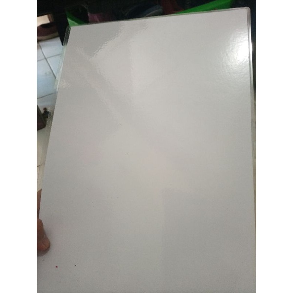 

Jasa Laminating ukuran f4