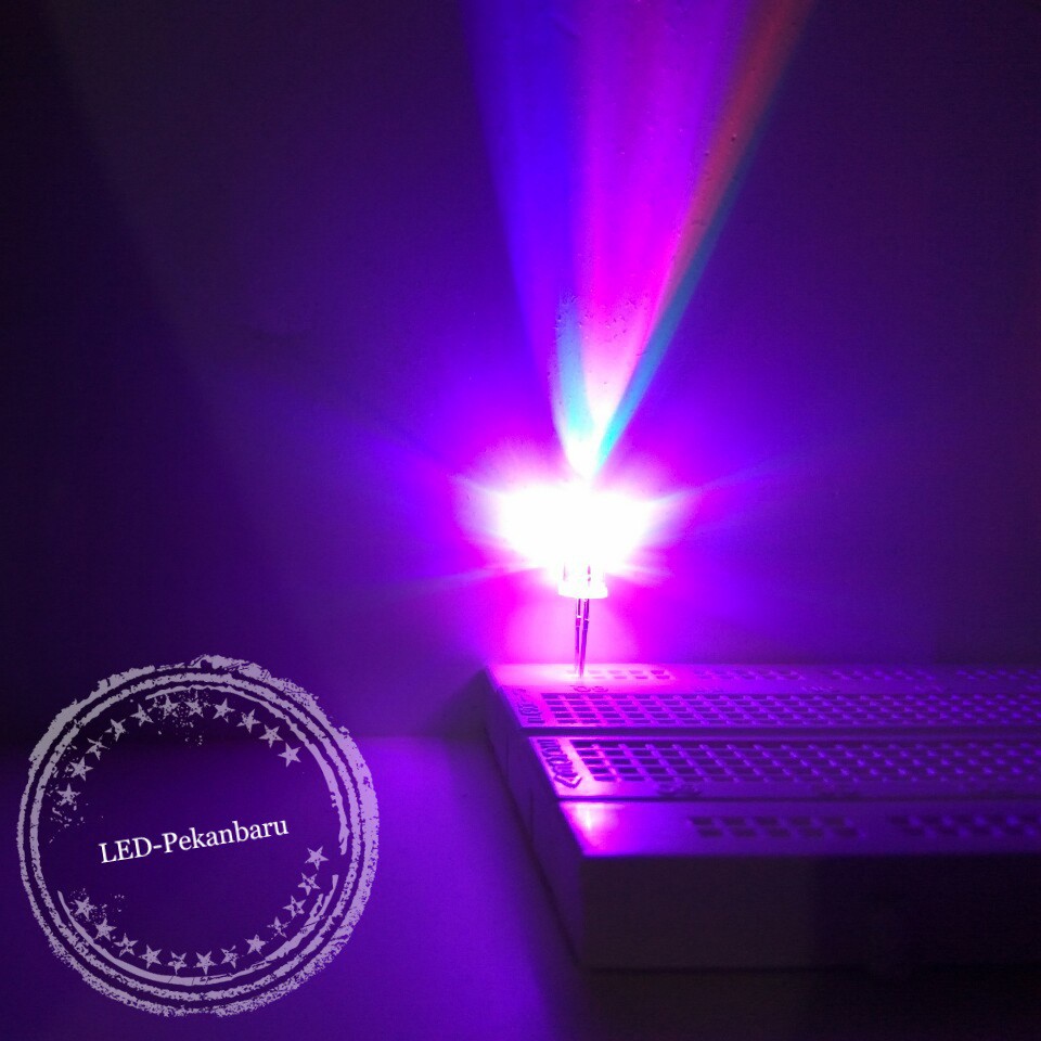 LED 3MM RGB SLOW KEDIP LAMBAT 7WARNA BERGANTIAN TRANSPARAN F3 7 WARNA