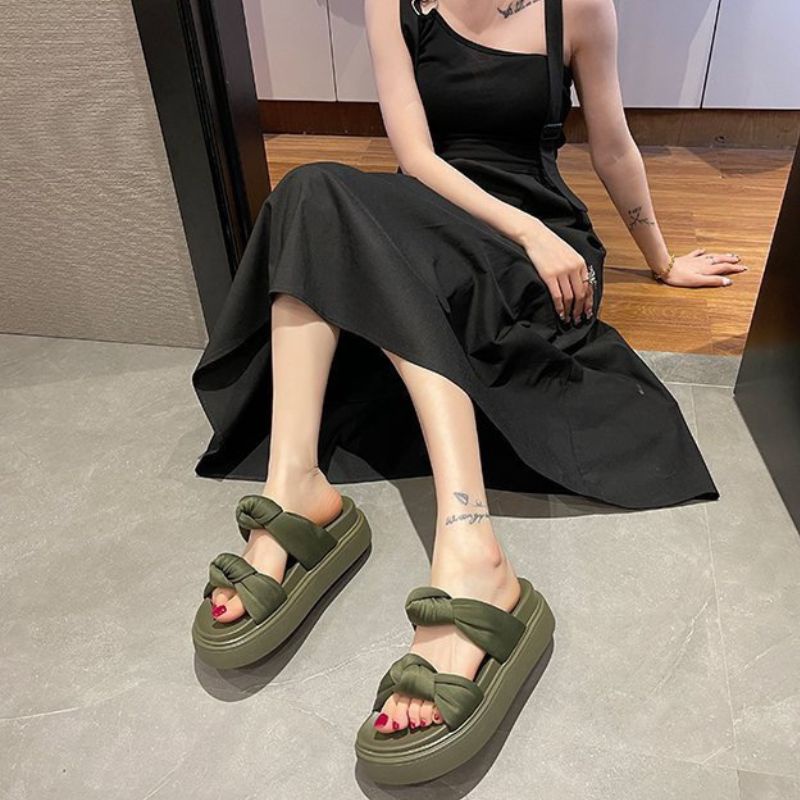 9075 Sandal Wanita Terbaru Sendal Korea Kekinian Flat Shoes