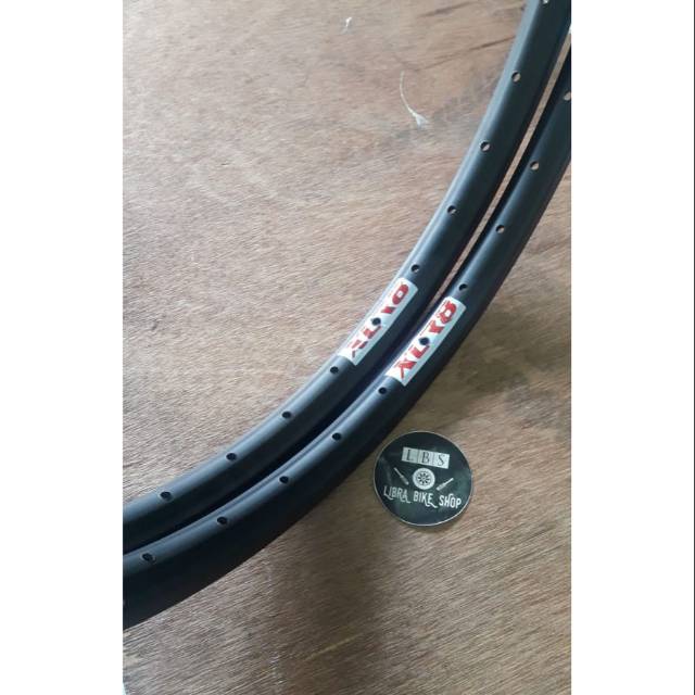 RIMS ATAU VELG XLR8 20 451 ATAU 20 X 1 PER 8 ATAU 20 BALAP ATAU 22 INCH