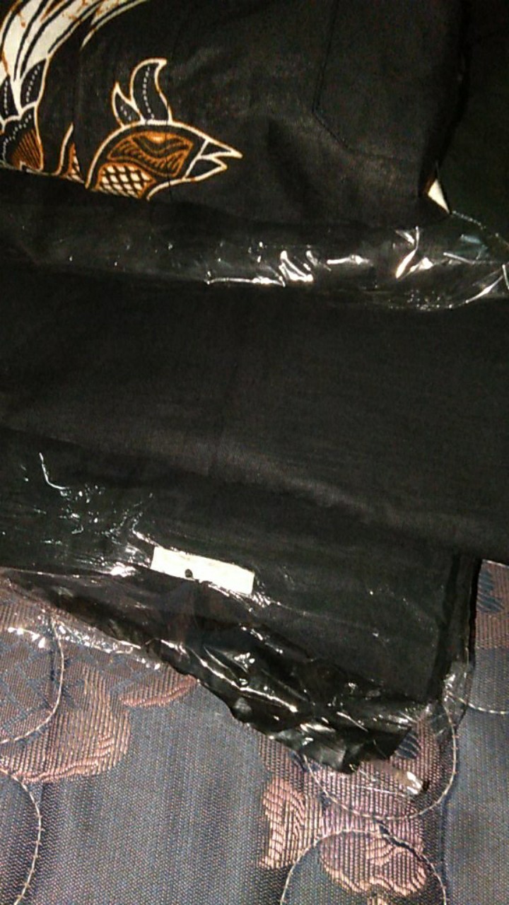 Maura Couple - Sania Ruffle Batik Couple Ori Ndoro Jowi Garansi Termurah Shopee -  Batik Modern Solo