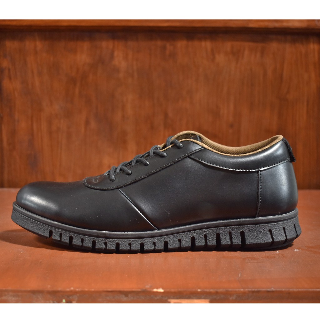 Delfin Black | Sepatu Sneaker Kets Casual Casual Pria Cowok Sneakers Ori Pantofel | FORIND Volve