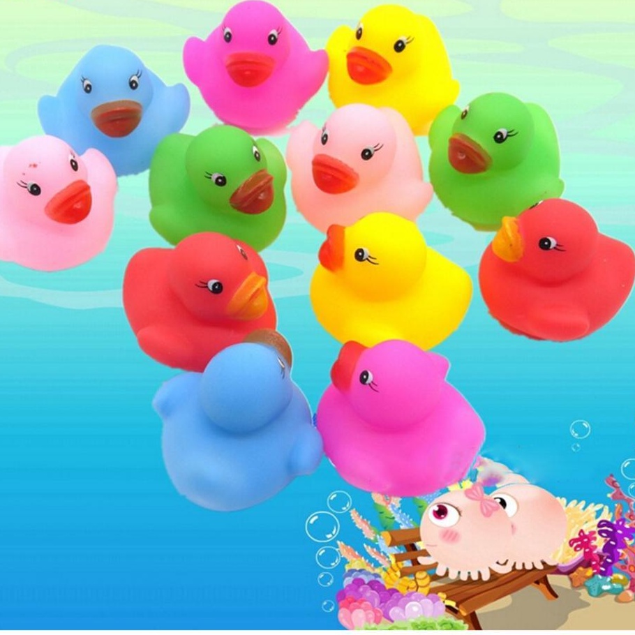 ECER 1 Pcs Mainan Bebek Mencicit Warna-Warni Bahan Karet Untuk Mandi Anak