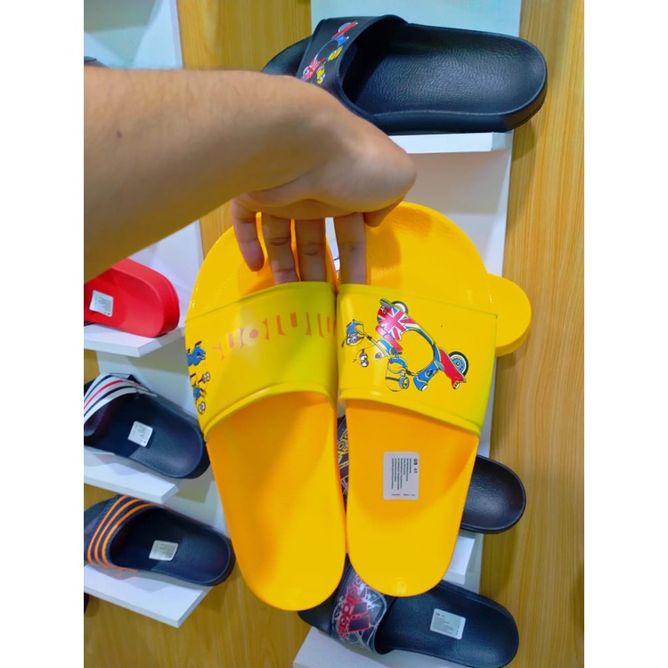 Best Seller Sandal Slop Minion's Pria Terbaru Premium Quality