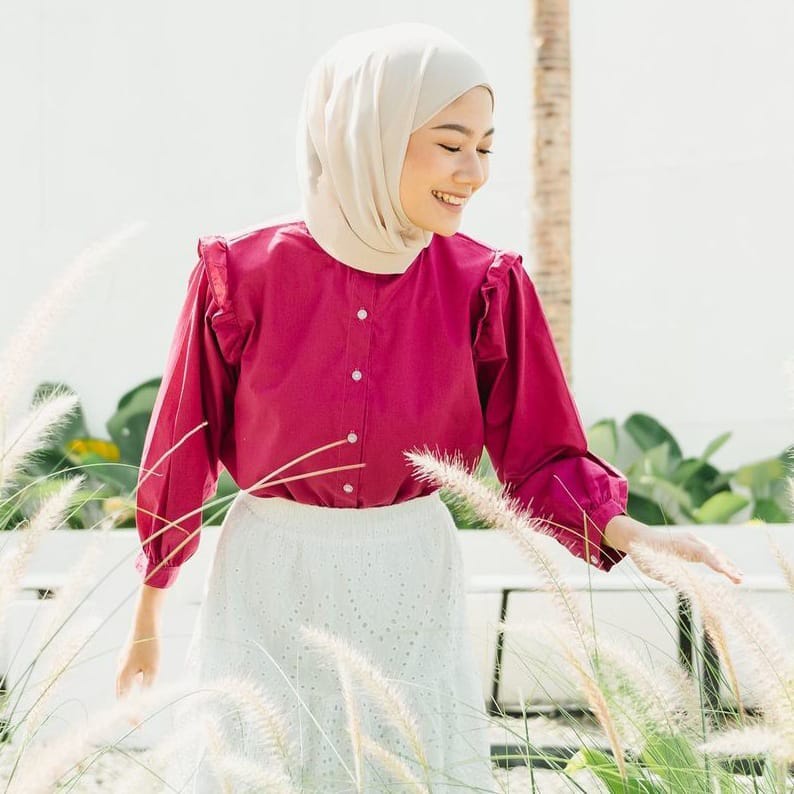 BEFAST - ZEC OOTD Blouse SIFYA / Hara Ruffle Blouse / Blouse Crincle Terbaru / Pakaian Wanita Casual / Atasan Lengan Panjang / Blouse Kekinian Remaja Wanita 2022 / Blouse Polos Formal / OOTD Selebgram