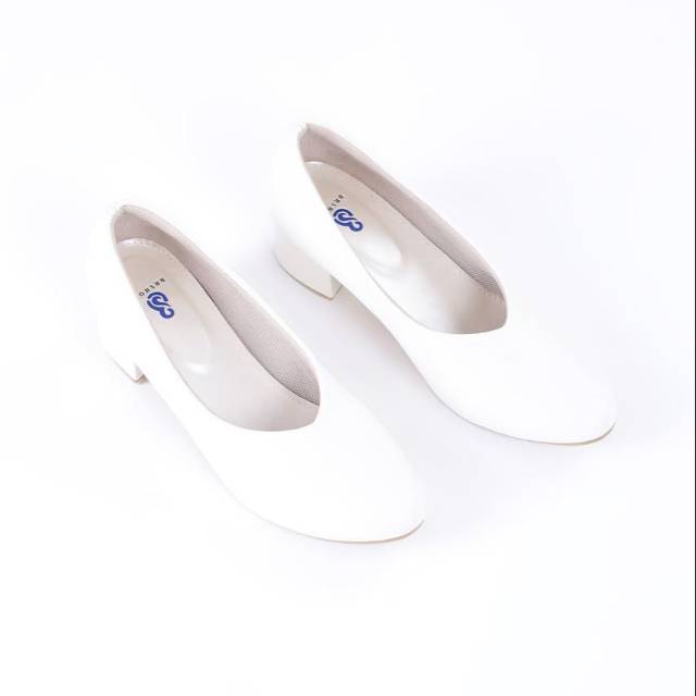 [SIAP KIRIM] BRShoes102 Putih Sepatu Heels Kerja Casual Wanita