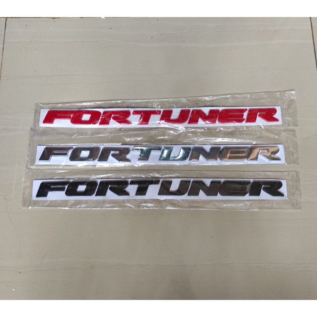 Emblem Fortuner Kap Mesin Mobil Logo FORTUNER Warna