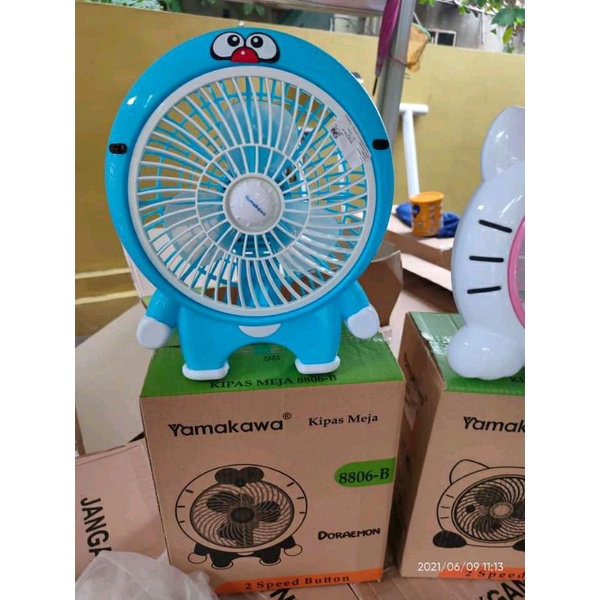 20cm Kipas angin duduk karakter kartun meja bentuk model diameter 8inch