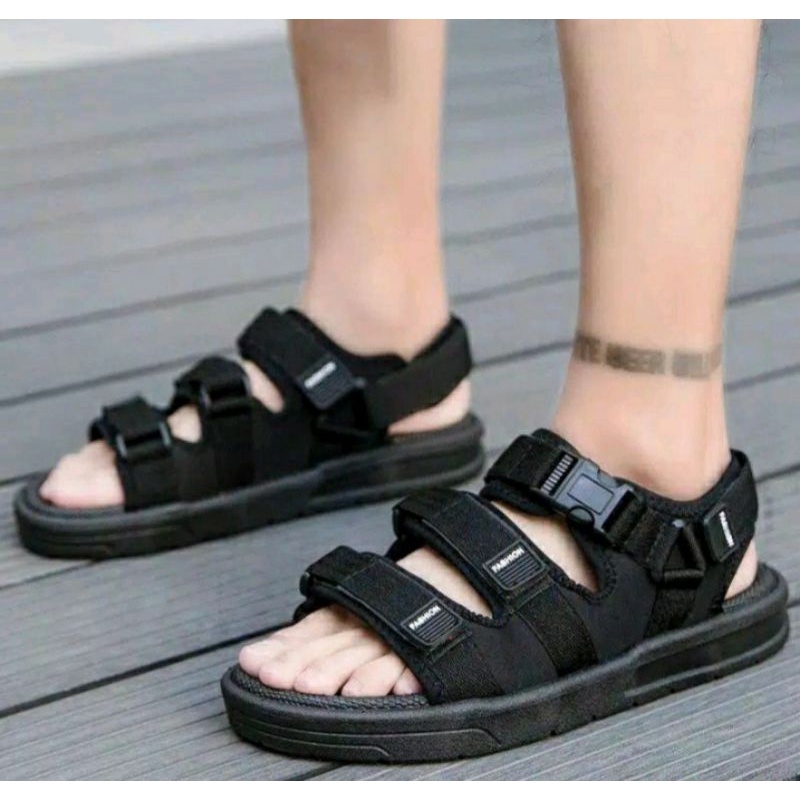 sandal gunung sandal casual terlaris trend masa kini santai nyaman di pakai berkuwalitas mewah