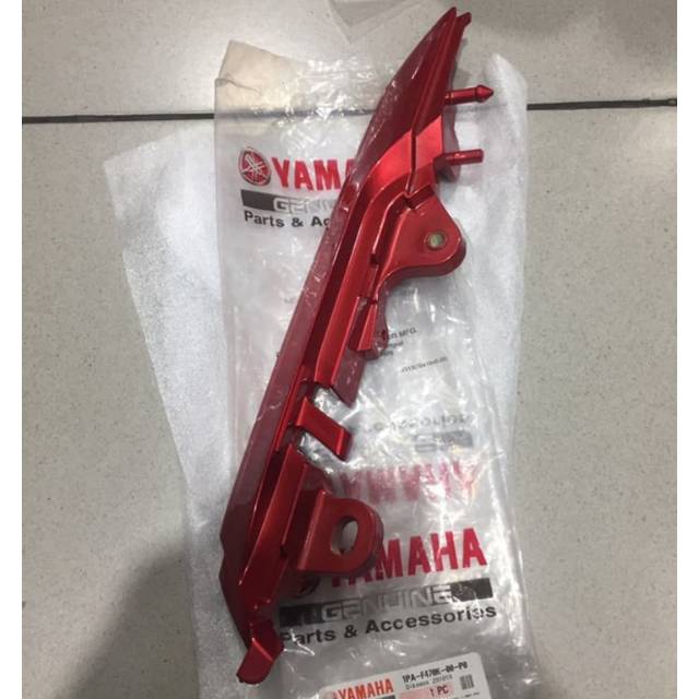Cover body behel belakang yamaha Vixion New NVL NVA original Merah marun