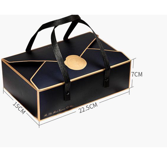 

BOX FANCY sekat , KOTAK SOUVENIR , KOTAK hadiah fancy , KOTAK ZAKKA - Hijau