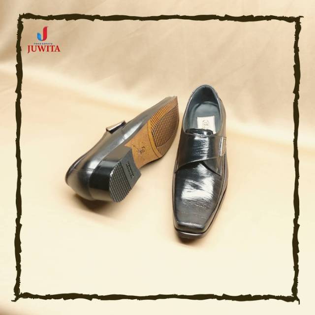 Pantofel pria (asli kulit)