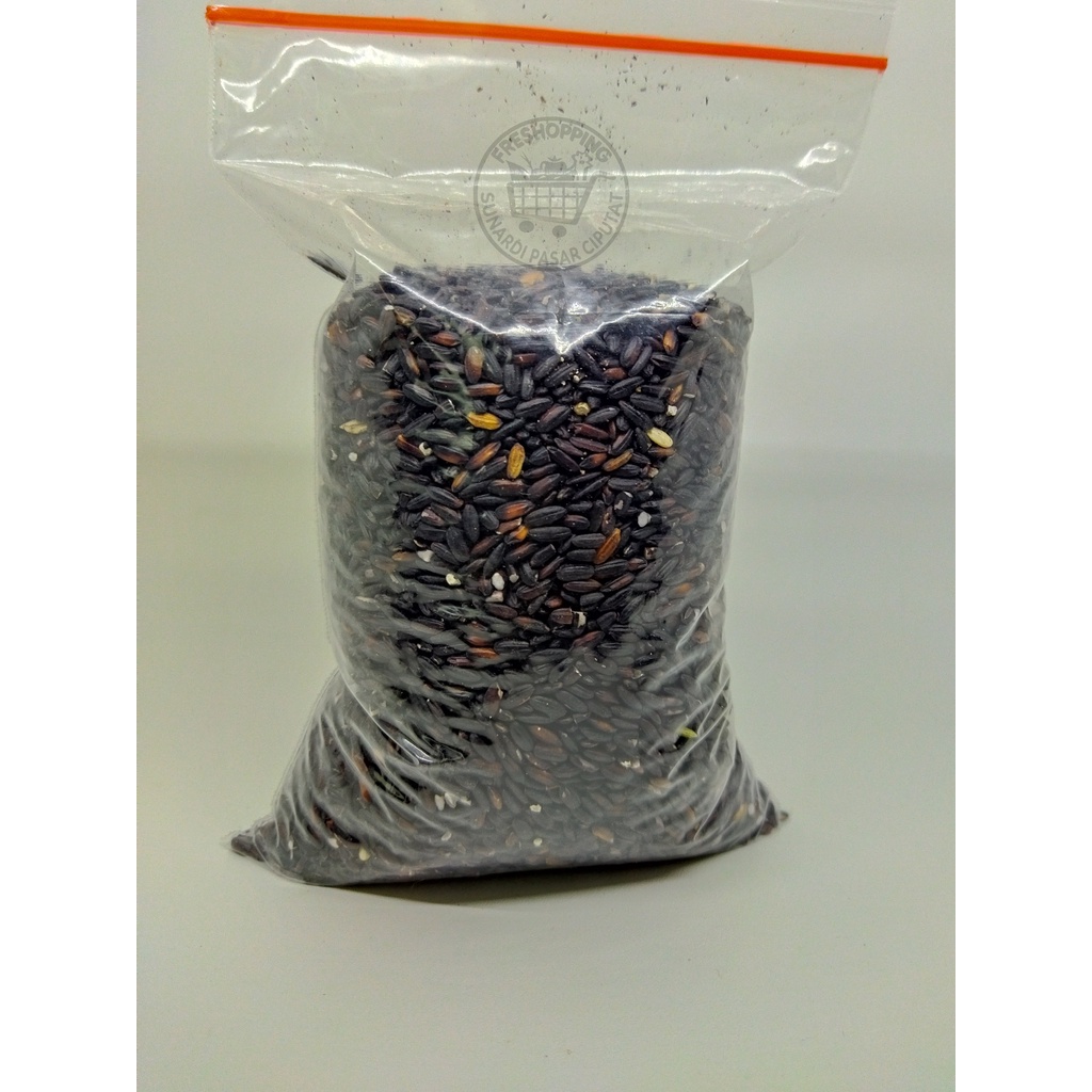 Beras Ketan hitam &amp; ketan hitam sosoh per 1/2 liter ±380gram