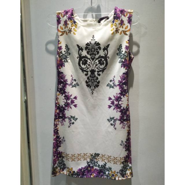 [PRELOVED PRIBADI] Dress bodycon motif bunga / bodycon dress / dress bunga branded dress
