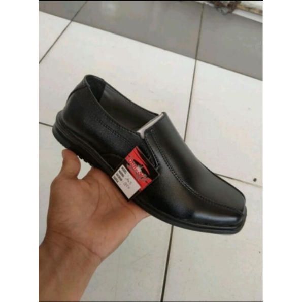 Sepatu Pantofel Pria Formal Buat Kerja Kantor Donkey AS 850 38/42