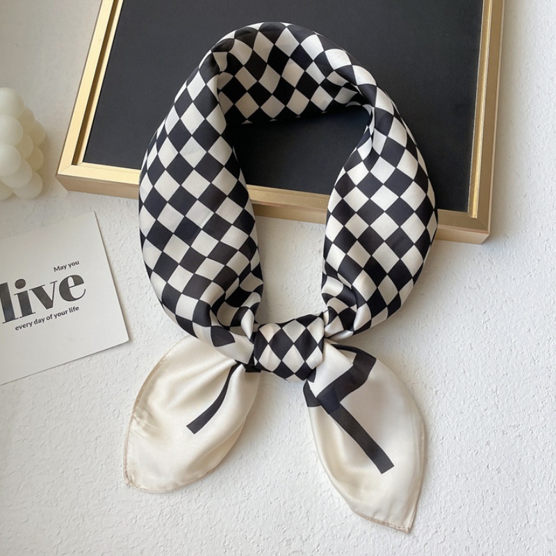 &quot;Evelyn&quot; 70x70 cm, Scarf Leher, Scarf Tas, Bahan High Grade Silk Immitation