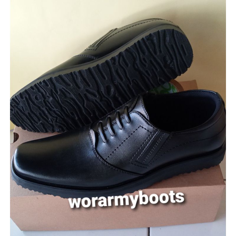 Sepatu PDH Dinas PC Tebal Sol Datar Pasir size 39 sampai 46 Wor Army Boots