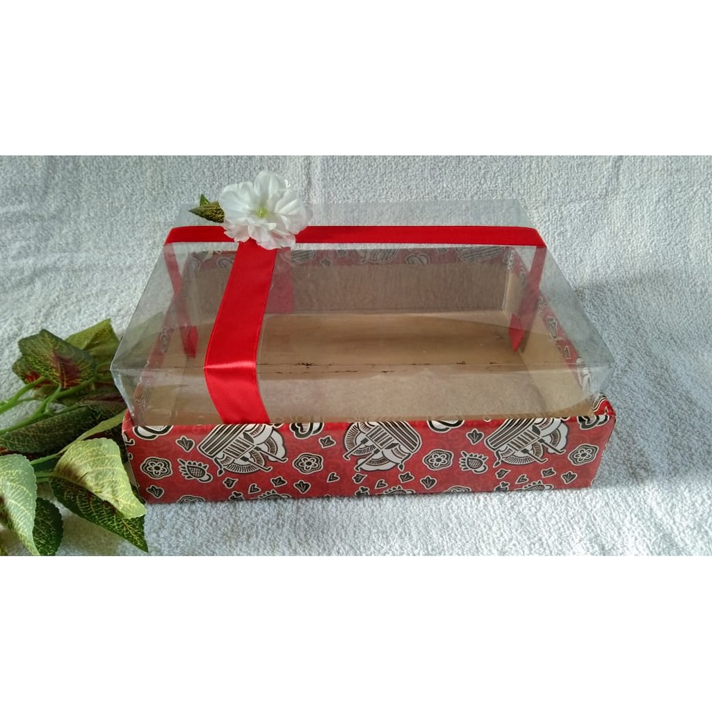 

Premium Product Best Quality Kotak kado Kotak batik Kotak Hadiah Motif Batik Hiasan Pita