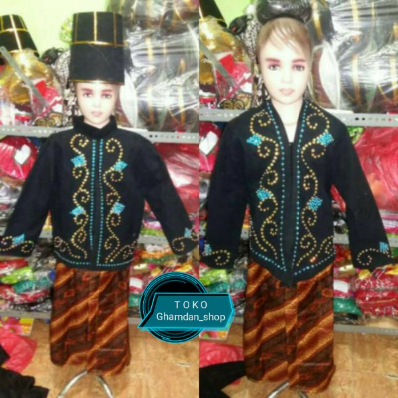 Baju adat jawa tengah