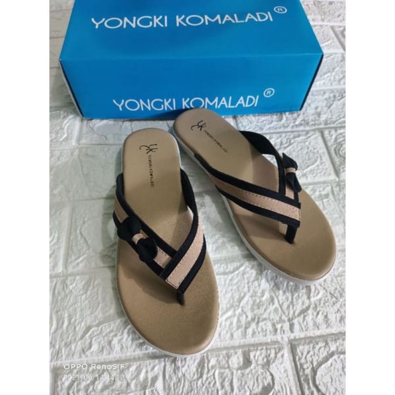 Sandal Wanita YongkiKomaladi