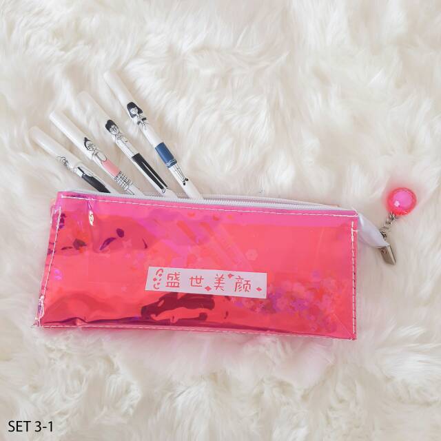 

Kotak pena/pensil + 4pcs pena