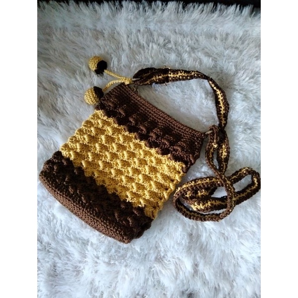 TAS SELEMPANG KOMBINASI COKLAT TUA-KREM