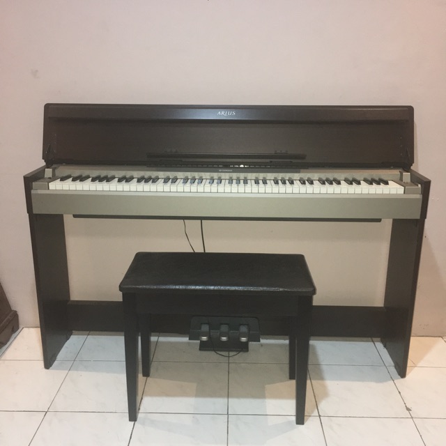 PIANO YAMAHA ARIUS YDP S31
