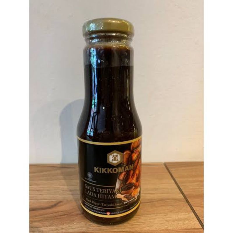 

KIKKOMAN BLACKPEPPER TERIYAKI - KIKKOMAN SAUS TERIYAKI LADA HITAM 300GR