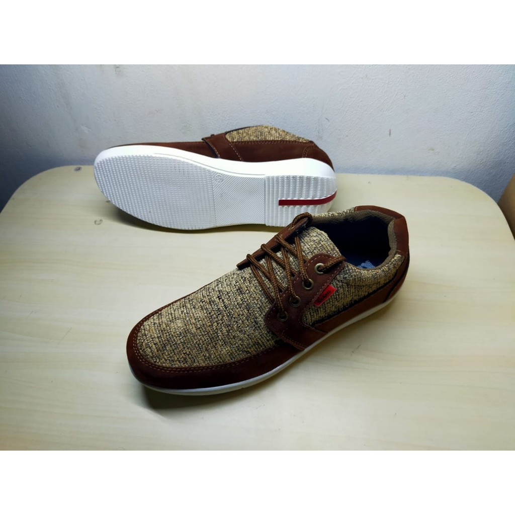 Terlaris- SEPATU CASUAL PRIA KICKERS SUEDE NEWTRENDY 2020