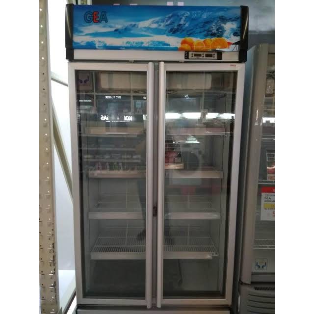 SHOWCASE GEA EXPO 600 DISPLAY COOLER KULKAS MINUMAN DUA PINTU