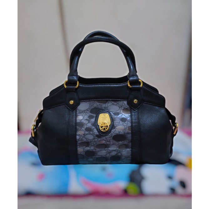 capacci hand bag preloved