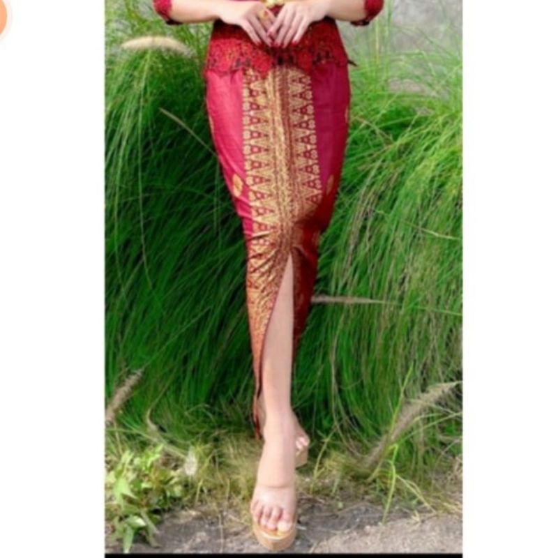 Rok span batik / rok span panjang / bawahan kebaya jadi motif batik belah tengah modern prada bali pramugari prada raja hitam gold silver batik ukir katun
