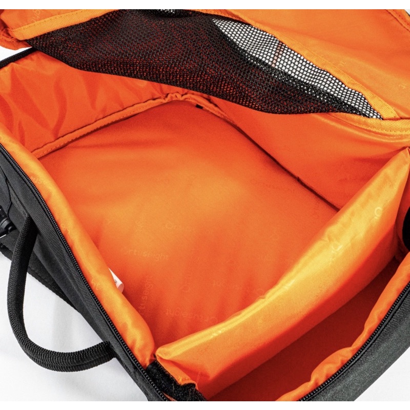 TAS OLAH RAGA ORTUSEIGHT VANQUISH SHOEBOX ORIGINAL