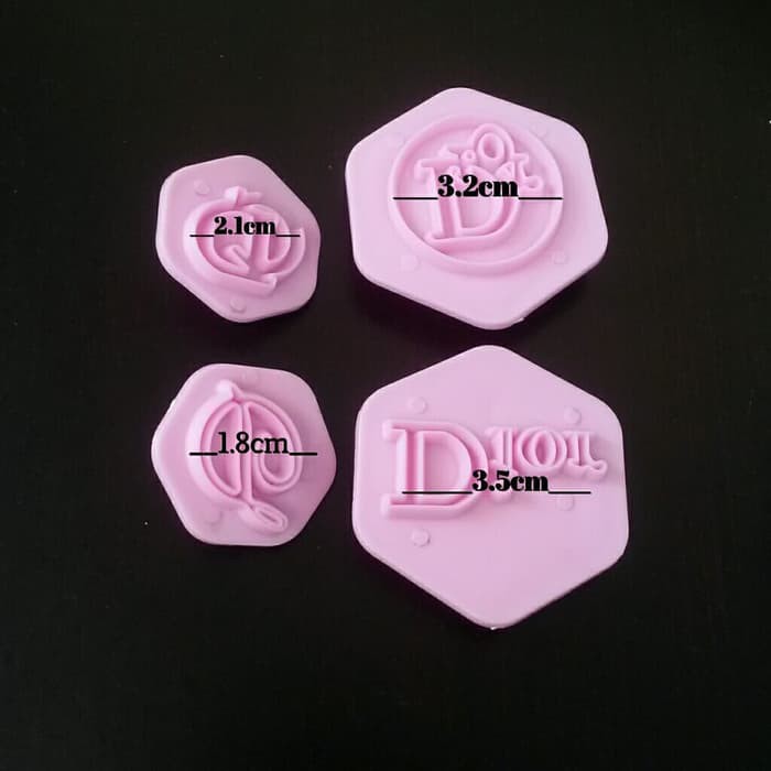 

Grosir Stamp Fondant Dior Bagus