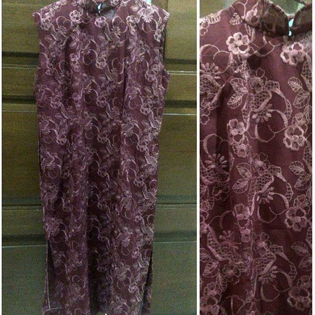 Embroiderred Maroon Cheongsam Dress