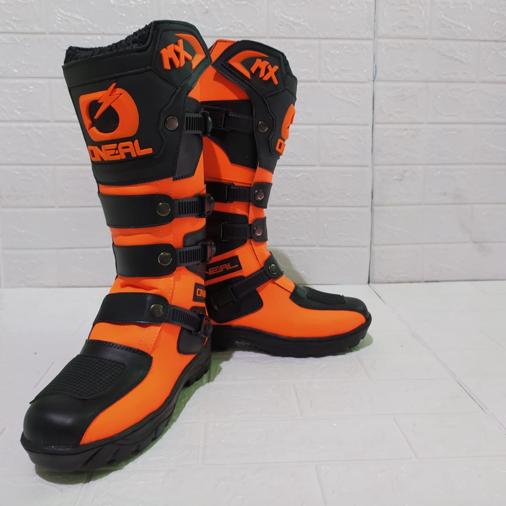 sepatu trail cross adventure logo 3D kualitas premium bots safety terlaris ORANGE