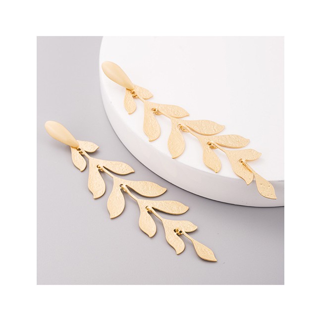 LRC Anting Tusuk Fashion Gold Multi-layered Leaves Tassel Earrings D55184