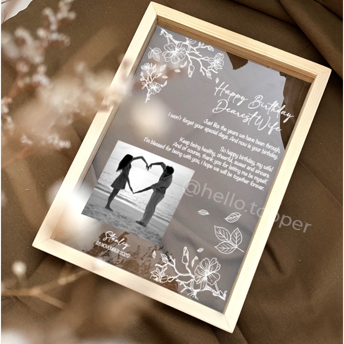 Custom Floating Frame Gift Akrilik | Custom Akrilik Gift Frame - 15x21 Elegan